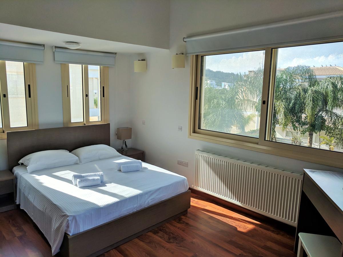 Anthorina Villa 9 Protaras Bagian luar foto