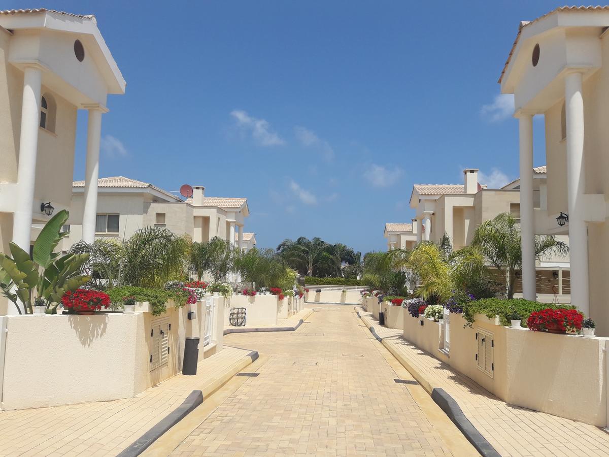 Anthorina Villa 9 Protaras Bagian luar foto